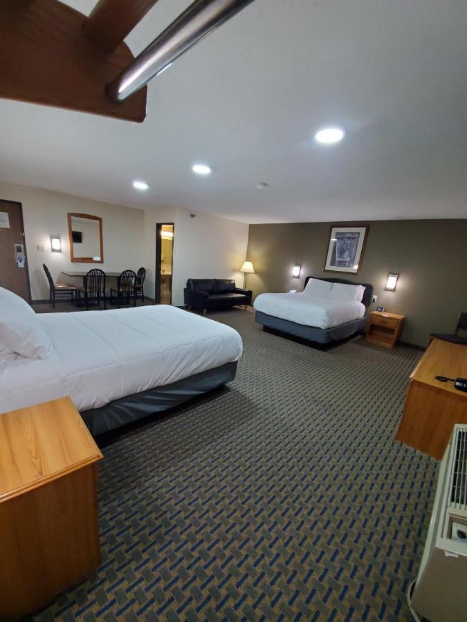 Hibbing Inn And Suites 外观 照片